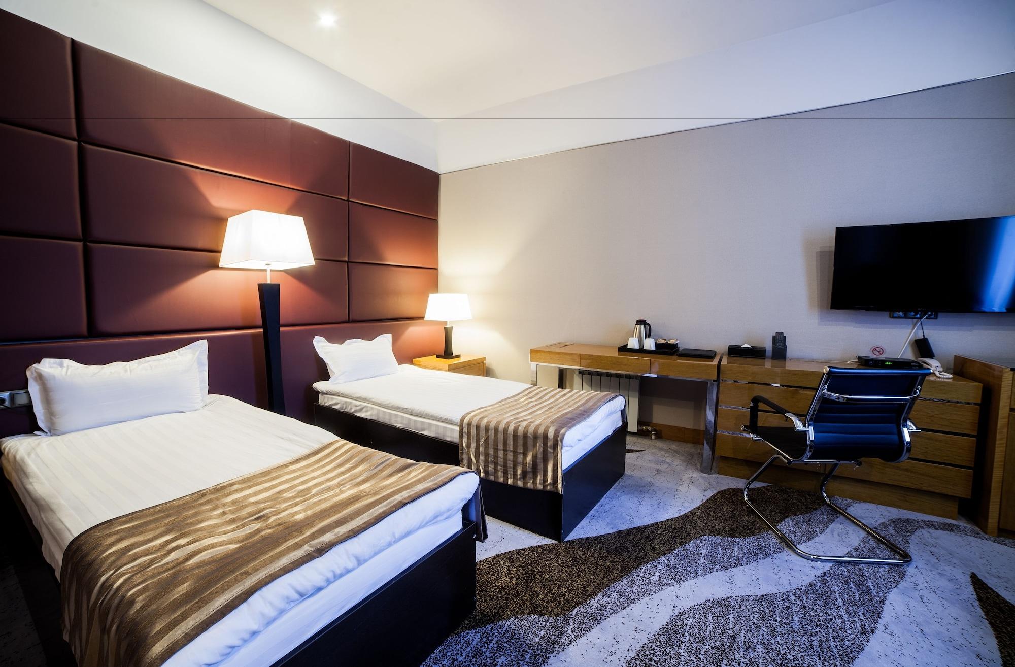 Absolute Hotel Astana Zewnętrze zdjęcie