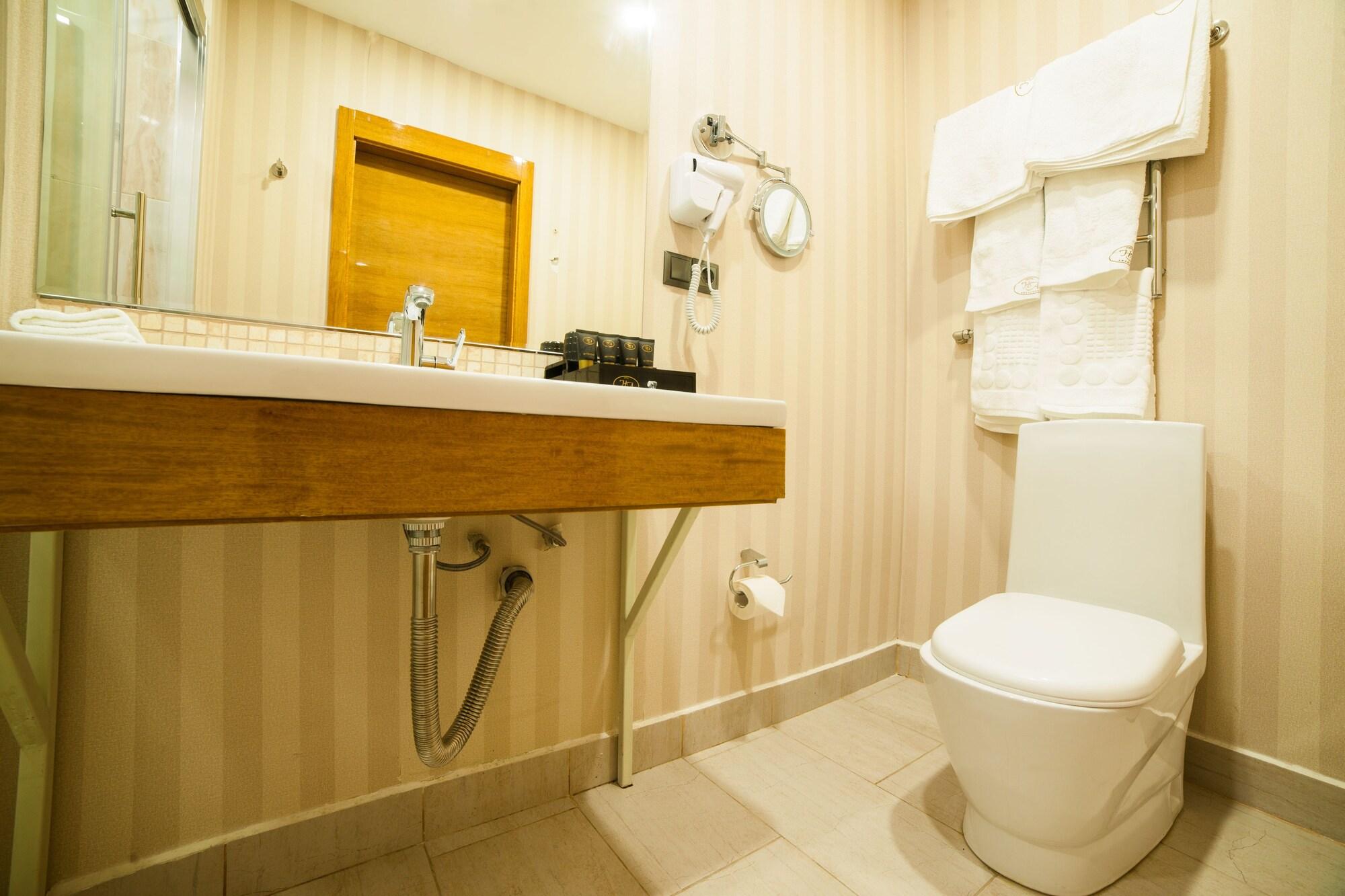 Absolute Hotel Astana Zewnętrze zdjęcie