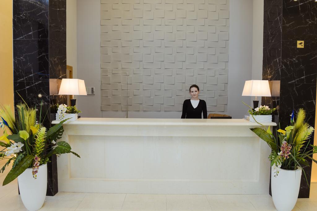 Absolute Hotel Astana Zewnętrze zdjęcie