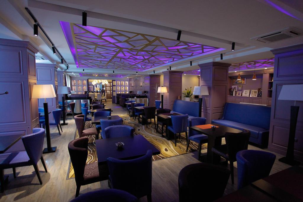 Absolute Hotel Astana Zewnętrze zdjęcie