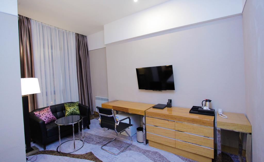 Absolute Hotel Astana Zewnętrze zdjęcie